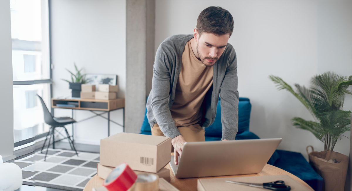 ONLINE BUSINESS & TRADITIONAL BUSINESS- ARE THEY FALL IN THE SAME CATEGORY?